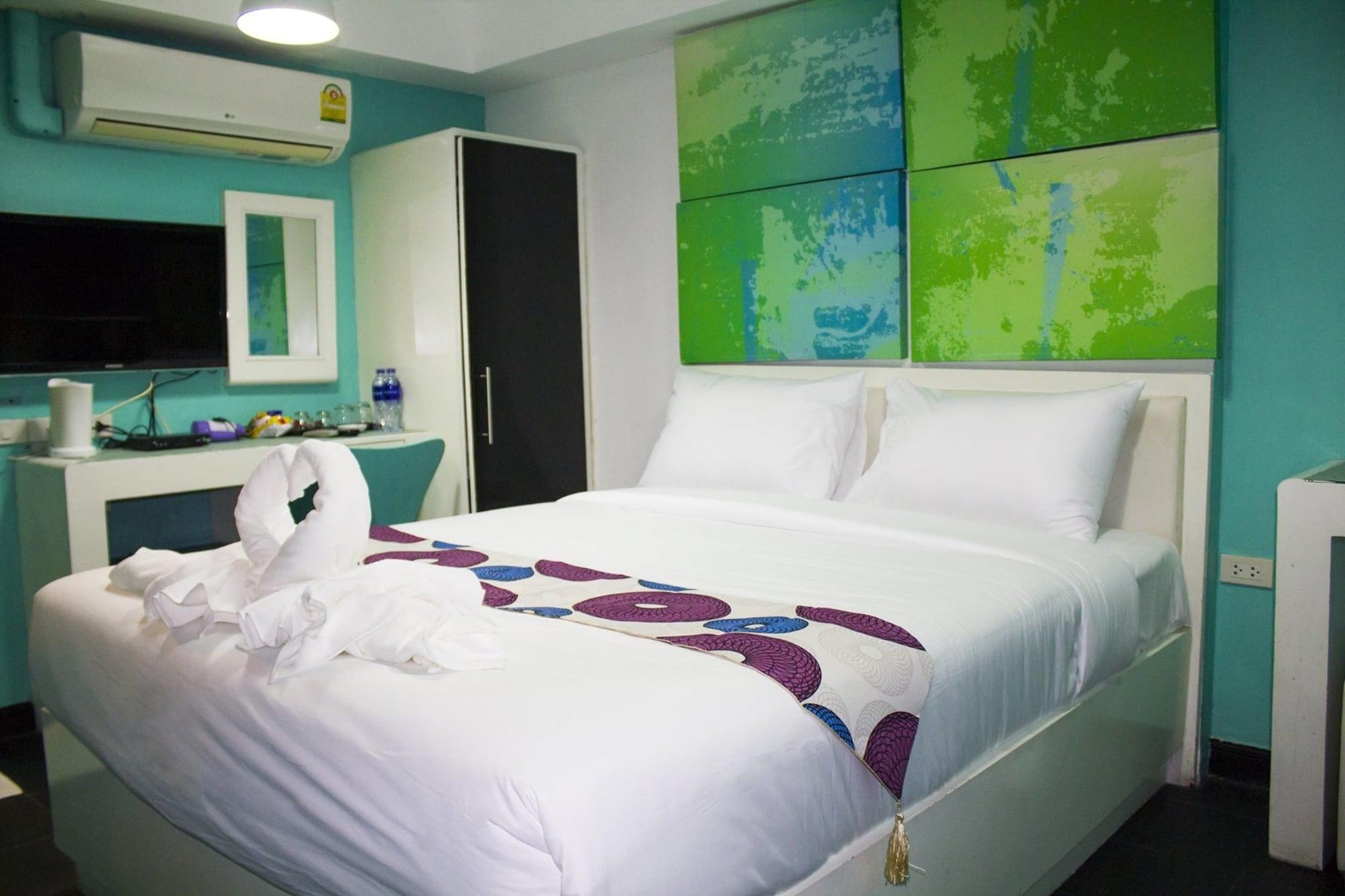 V30 Sukhumvit Hotel Bangkok Buitenkant foto