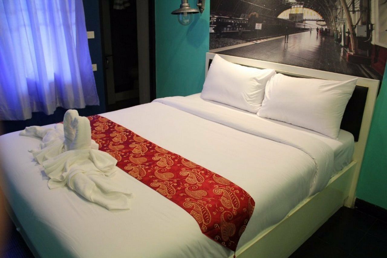 V30 Sukhumvit Hotel Bangkok Buitenkant foto